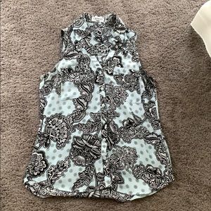 Sleeveless button down